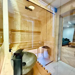 Zora Centrum + Sauna Apartament